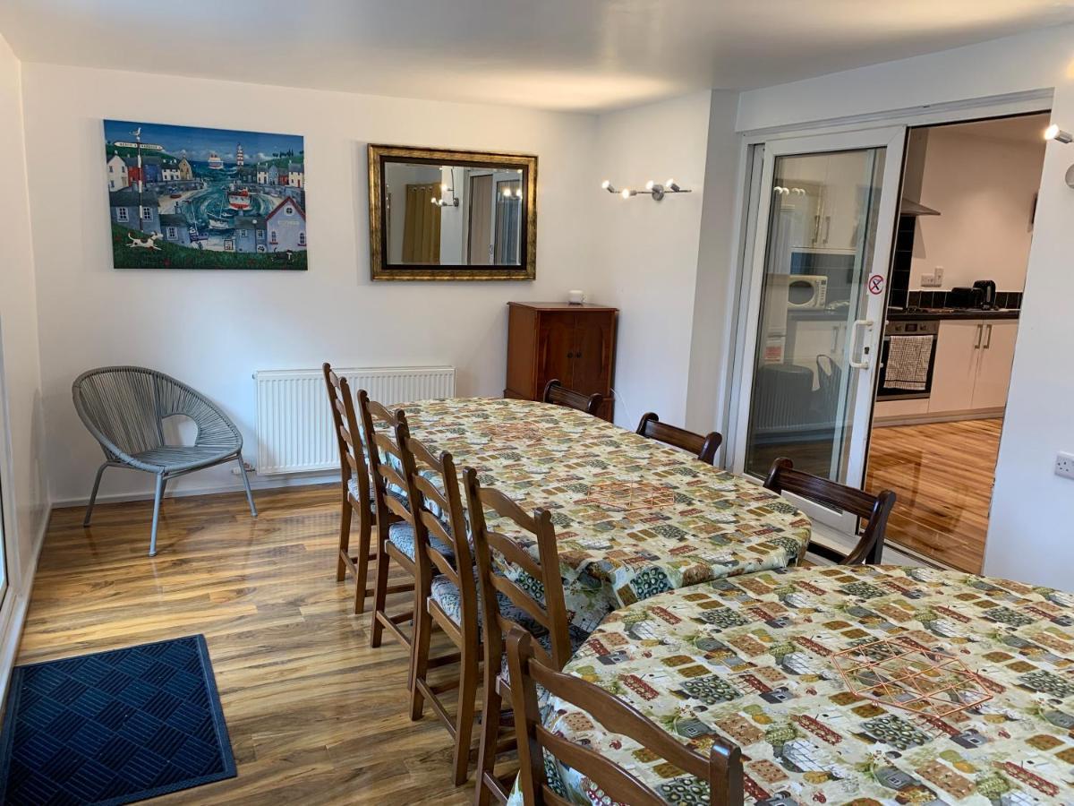Fantastic Villa Bournemouth - Spa, Parking, Garden Экстерьер фото