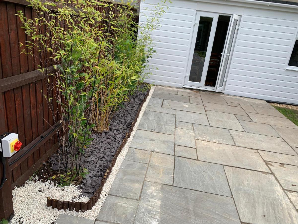 Fantastic Villa Bournemouth - Spa, Parking, Garden Экстерьер фото